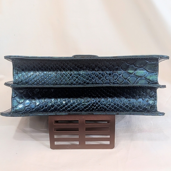 NWT Brahmin Small Hallie in Evergreen Kalopsia - Picture 7 of 15